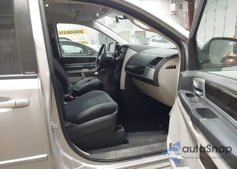 2010 Dodge Grand Caravan Sxt from USA, damaged, VIN 2D4RN5D10AR219446